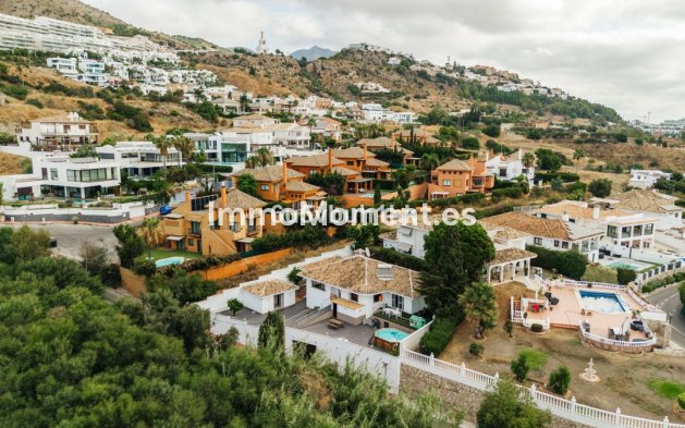 Revente - Villa - Benalmadena - Benalmadena Centro