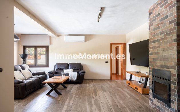 Revente - Villa - Benalmadena - Benalmadena Centro