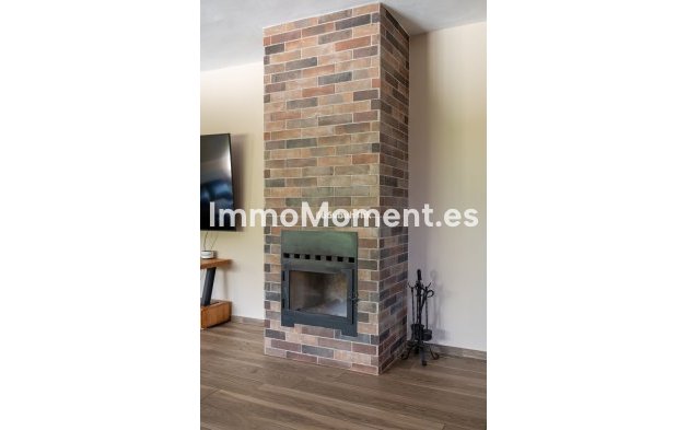 Revente - Villa - Benalmadena - Benalmadena Centro