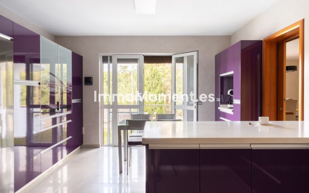 Revente - Villa - Benalmadena - Benalmadena Centro