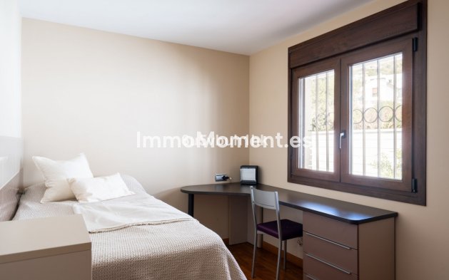 Revente - Villa - Benalmadena - Benalmadena Centro