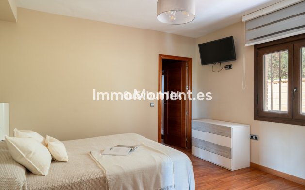 Revente - Villa - Benalmadena - Benalmadena Centro