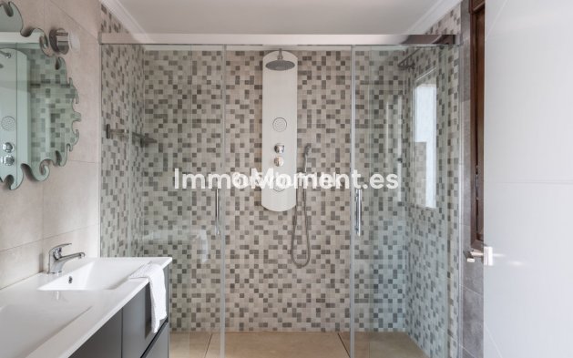 Revente - Villa - Benalmadena - Benalmadena Centro