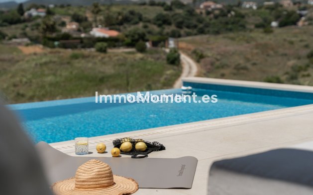 Wiederverkauf - Villa - Estepona  - Estepona Centro
