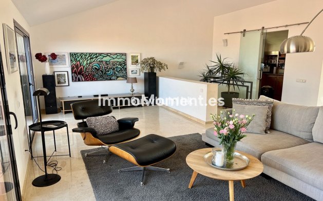 Resale - Apartment - Mijas - Calahonda