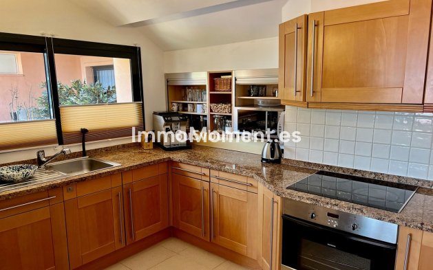 Resale - Apartment - Mijas - Calahonda