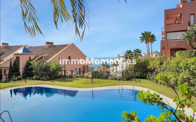 Resale - Apartment - Mijas - Calahonda