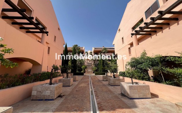 Resale - Apartment - Mijas - Calahonda