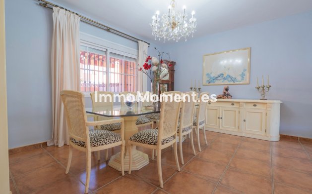 Wiederverkauf - Villa - Fuengirola - Fuengirola Centro