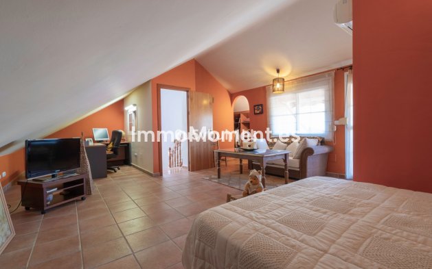 Wiederverkauf - Villa - Fuengirola - Fuengirola Centro