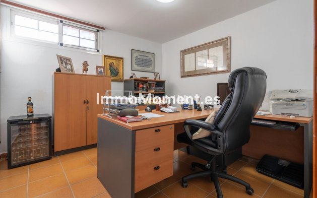 Wiederverkauf - Villa - Fuengirola - Fuengirola Centro