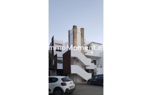 Wiederverkauf - Wohnung - Marbella - Nueva Andalucía