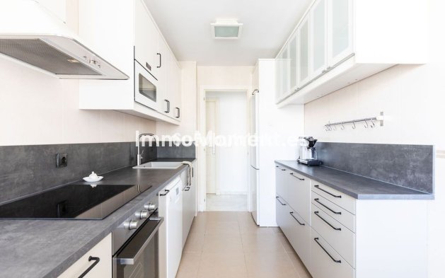 Resale - Apartment - Benalmadena - Torrequebrada