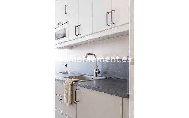 Resale - Apartment - Benalmadena - Torrequebrada