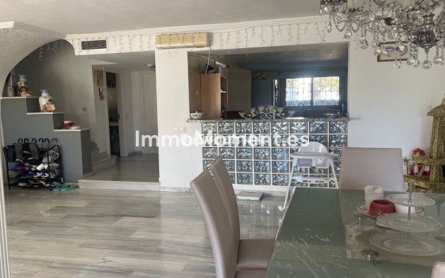 Revente - Maison mitoyenne - Estepona  - Estepona Centro