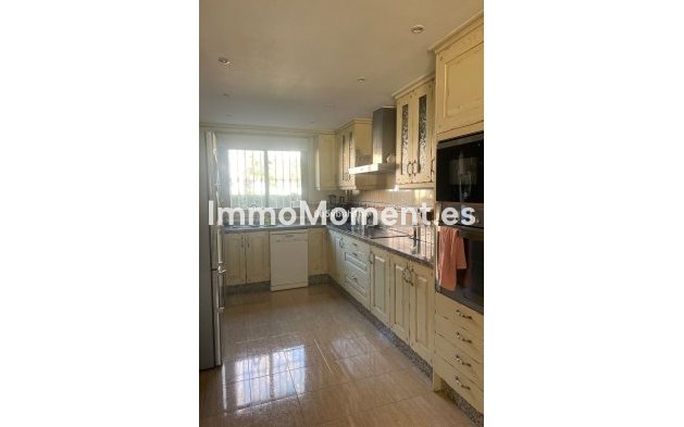 Revente - Maison mitoyenne - Estepona  - Estepona Centro