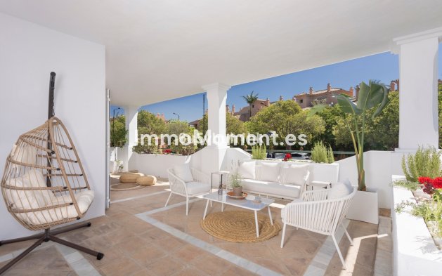Resale - Apartment - Estepona - Estepona Centro