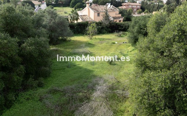 Wiederverkauf - Land - Estepona  - Bel Air