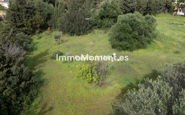 Wiederverkauf - Land - Estepona  - Bel Air