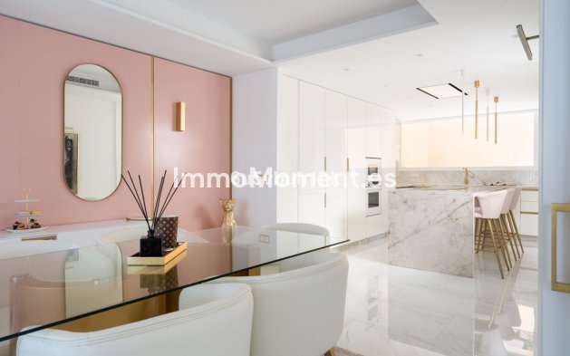 Wiederverkauf - Reihenhaus - Marbella - La Mairena