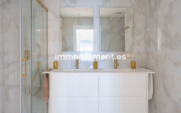 Wiederverkauf - Reihenhaus - Marbella - La Mairena