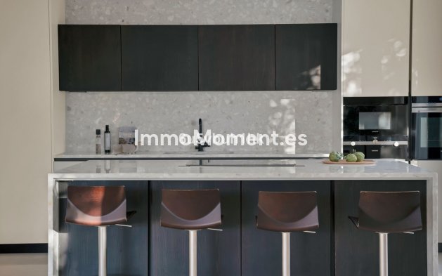 Reventa - Villa - Marbella - Marbella Centro