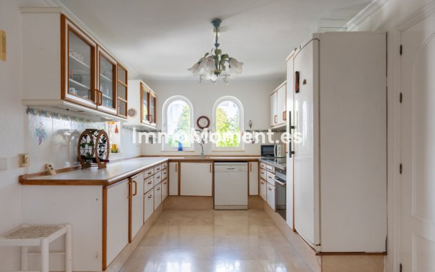 Resale - Villa - Mijas - Calahonda