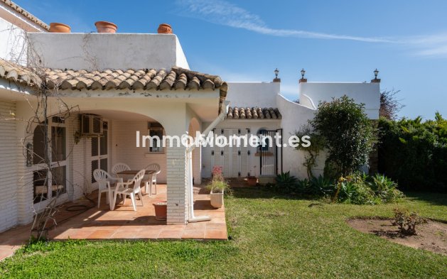 Resale - Villa - Mijas - Calahonda