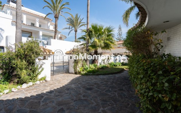 Resale - Villa - Mijas - Calahonda