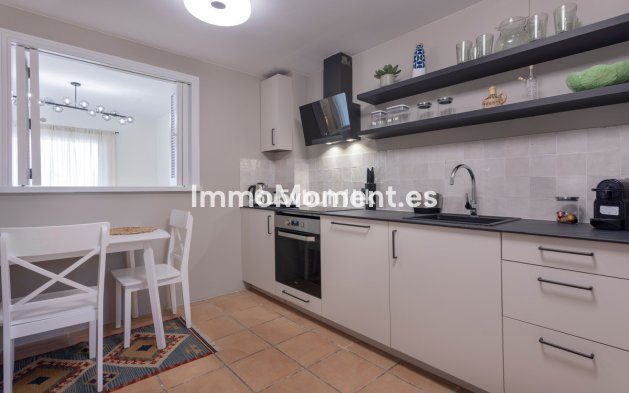 Revente - Appartement - Estepona  - Estepona Centro