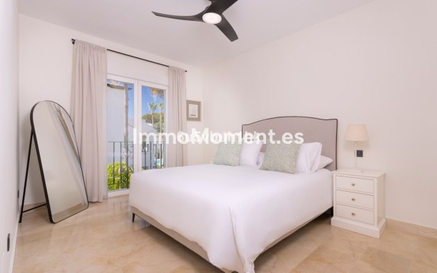 Revente - Appartement - Estepona  - Estepona Centro