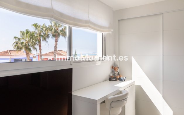 Resale - Apartment - Benalmadena - Torrequebrada