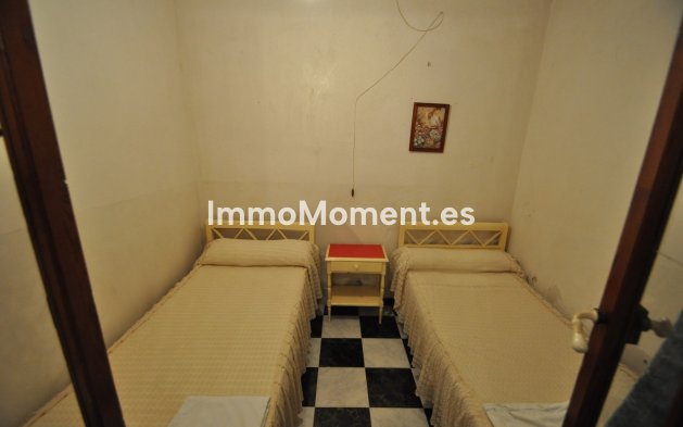 Revente - Maison mitoyenne - Pinoso - Pinoso Centro