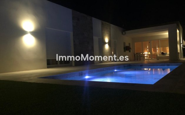 Wiederverkauf - Villa - Pinoso - Pinoso Centro