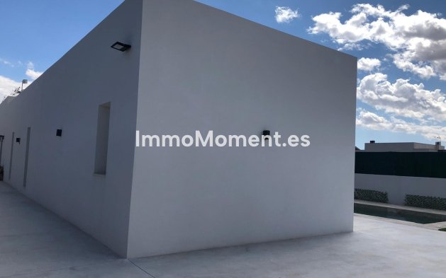 Wiederverkauf - Villa - Pinoso - Pinoso Centro