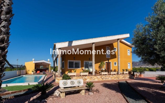 Resale - Villa - Orihuela - Orihuela Centro