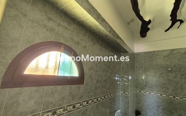 Wiederverkauf - Villa - Novelda - Novelda Centro