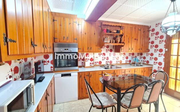 Wiederverkauf - Reihenhaus - Elda - Elda Centro