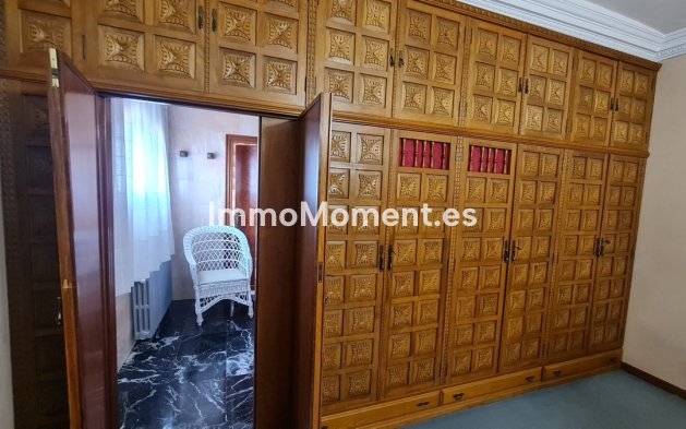 Wiederverkauf - Reihenhaus - Elda - Elda Centro