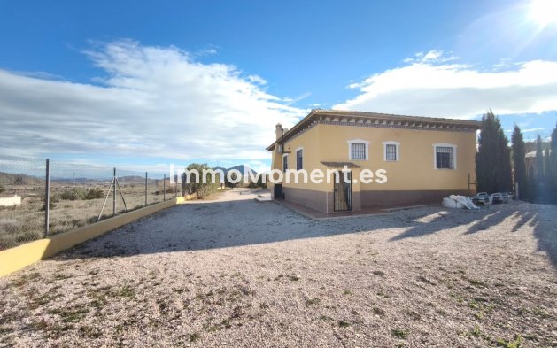 Resale - Villa - Hondón de los Fráiles - Hondón de los Frailes Centro