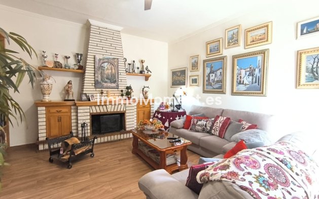 Reventa - Villa - Sax - Sax Centro