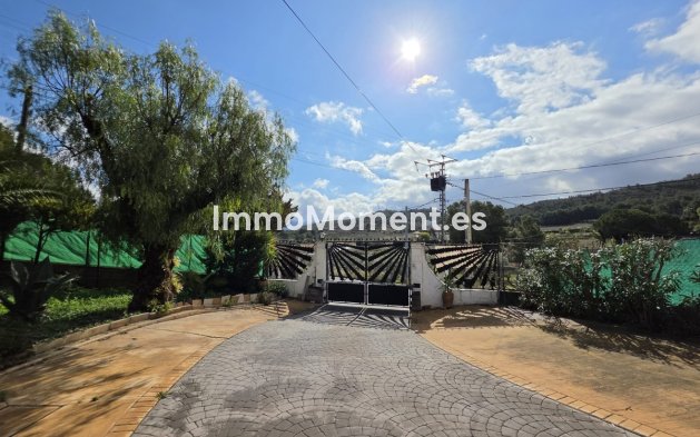 Wiederverkauf - Villa - Elda - Elda Centro