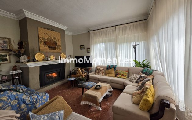 Wiederverkauf - Villa - Elda - Elda Centro