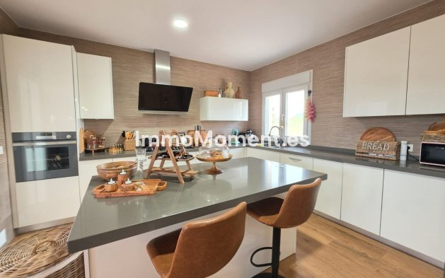 Wiederverkauf - Villa - Pinoso - Pinoso Centro