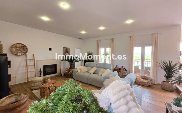 Wiederverkauf - Villa - Pinoso - Pinoso Centro