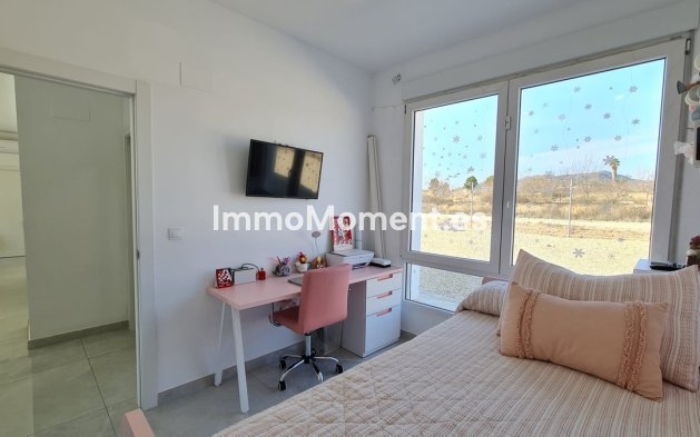 Revente - Villa - Pinoso - Pinoso Centro