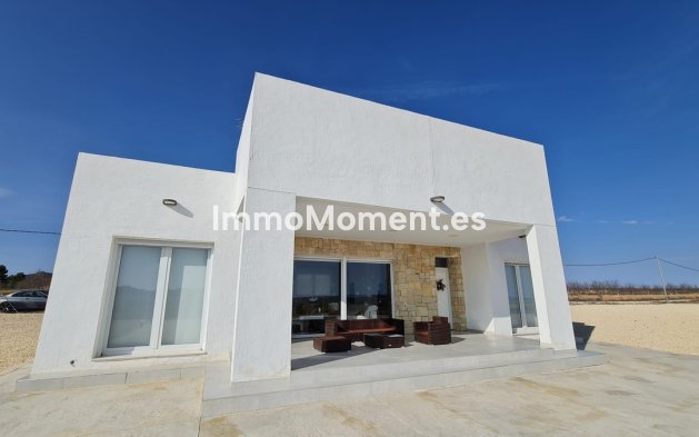 Revente - Villa - Pinoso - Pinoso Centro