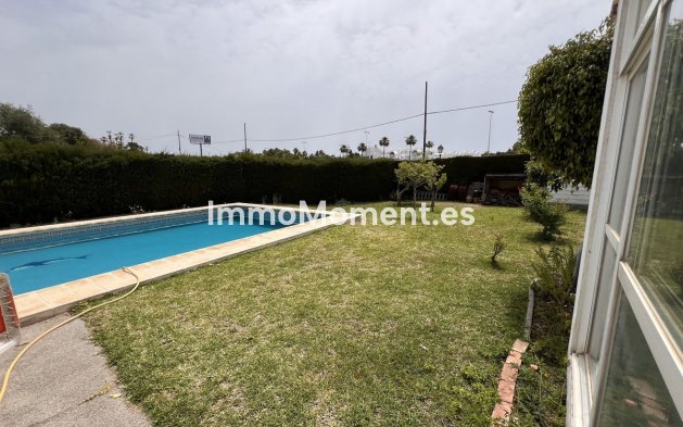 Revente - Villa - Estepona  - Selwo