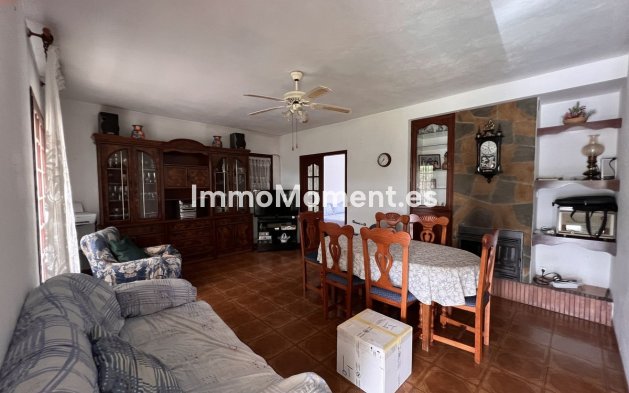 Revente - Villa - Estepona  - Selwo