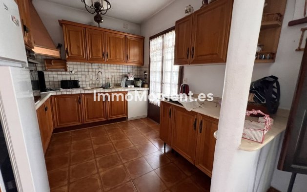 Revente - Villa - Estepona  - Selwo